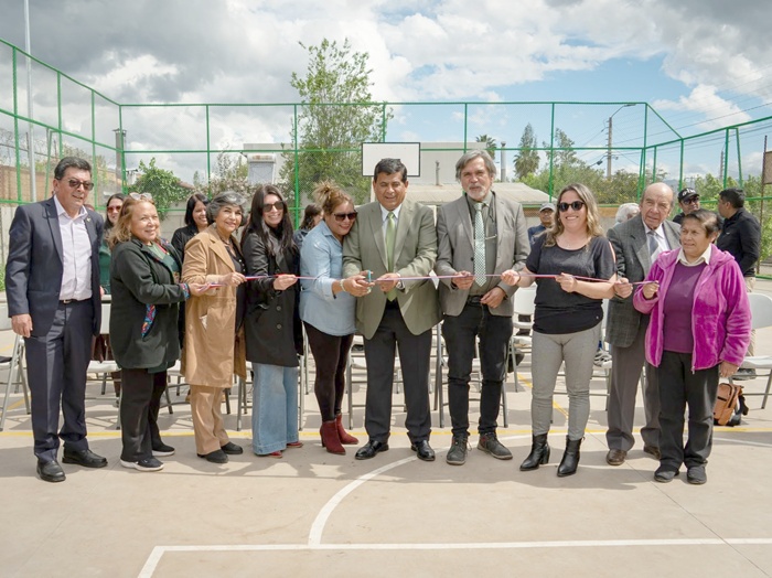Inauguran renovada Multicancha en Villa San Francisco en Santa María