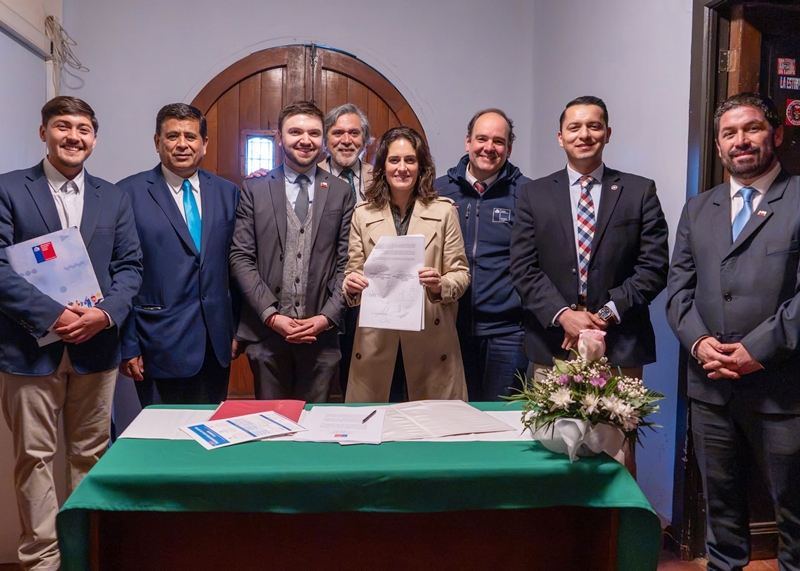 Ministra de Desarrollo Social anuncia nueva Red de Cuidados y Centro de Día para Adultos Mayores en Santa María